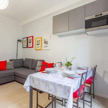 Darsena Navigli Apt - 800 M Far From P.ta Genova M2 Appartamento