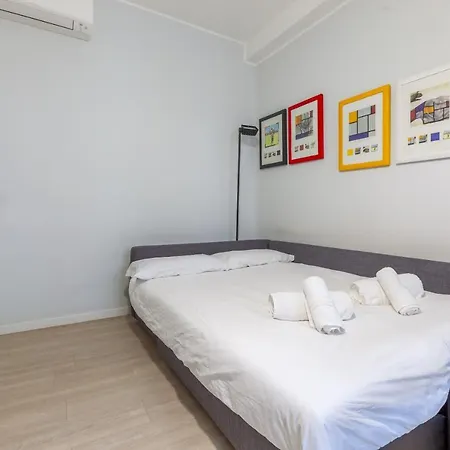 Darsena Navigli Apt - 800 M Far From P.ta Genova M2 Appartement Milan